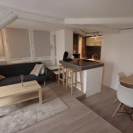 Apartment 2 Cles *